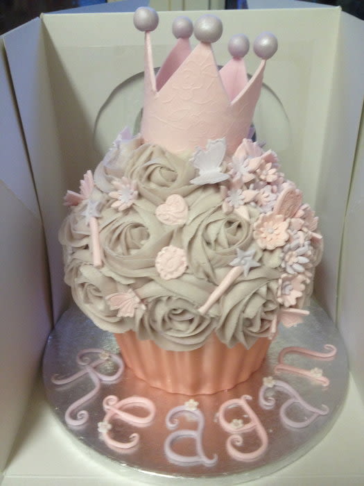 Princess Giant Cupcake Cake