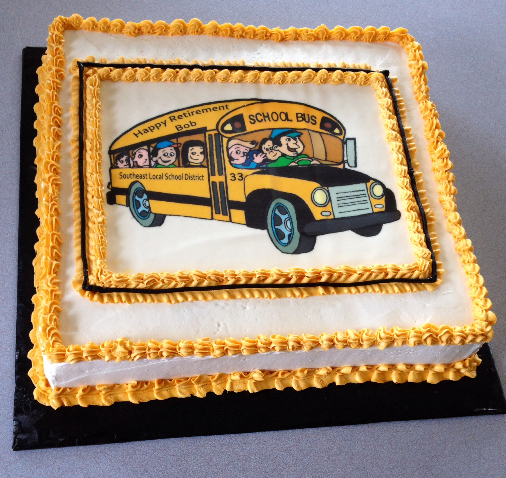 10 Photos of School Bus Retirement Cakes