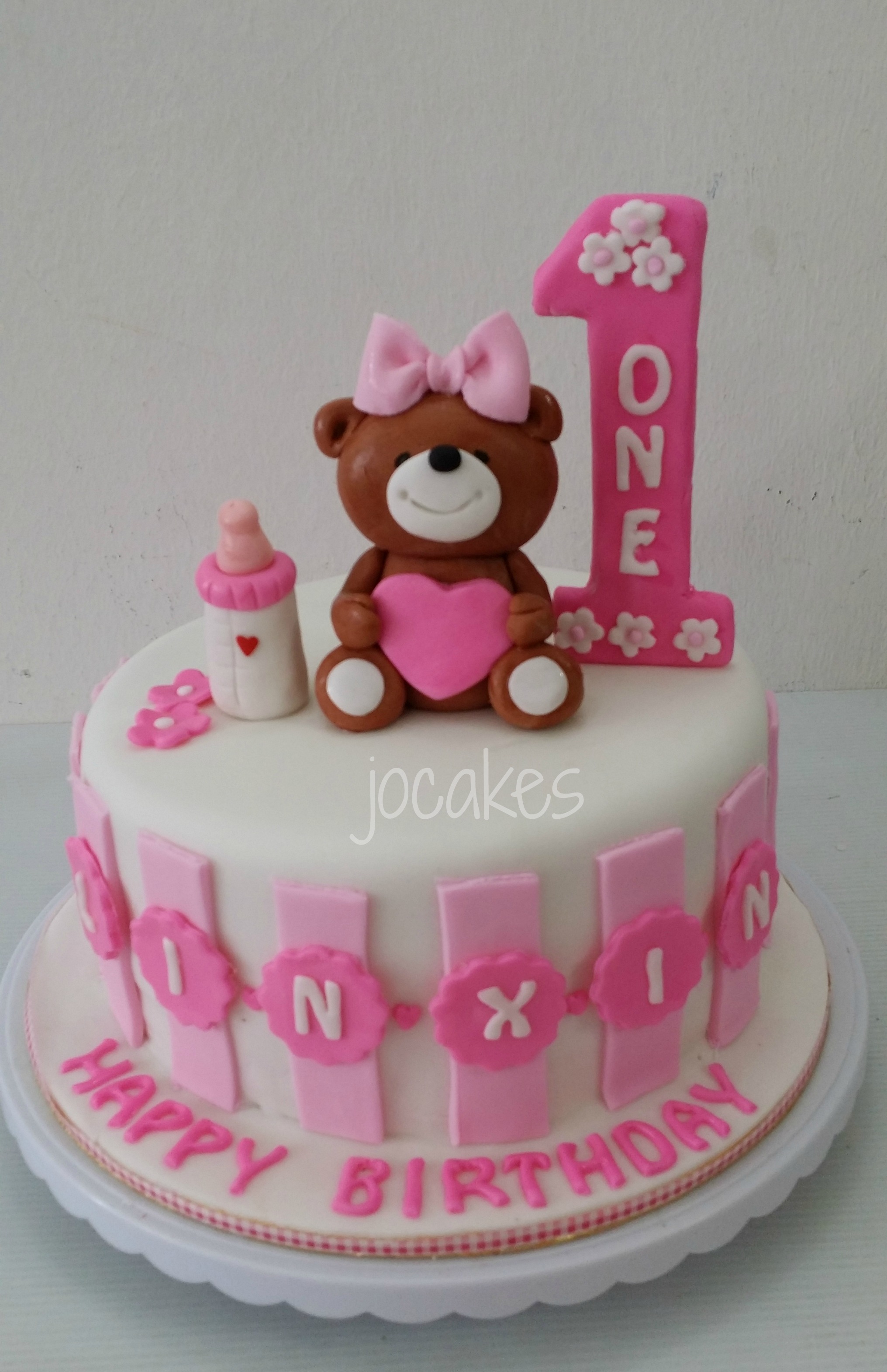 1 Year Old Girl Birthday Cake