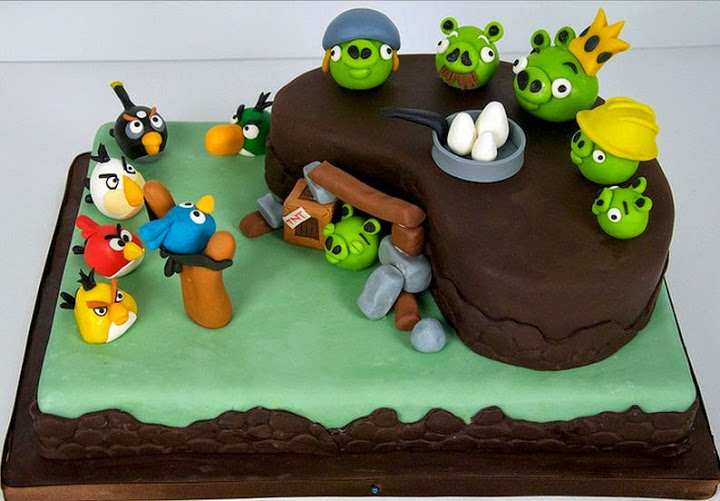 Angry Birds Birthday Cake