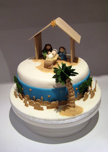 6 Photos of Christmas Scenes With Cakes