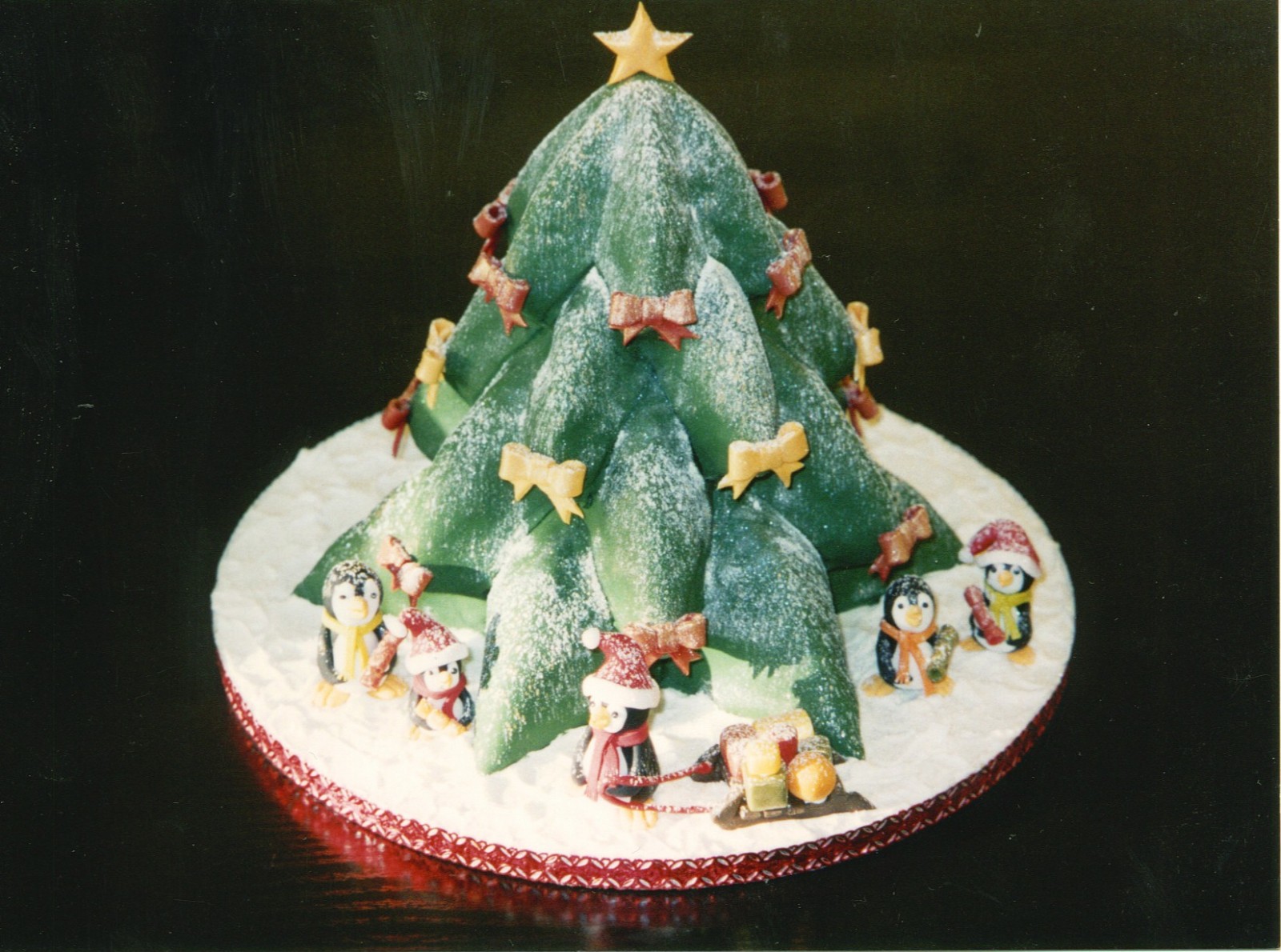 Christmas Scene Cake