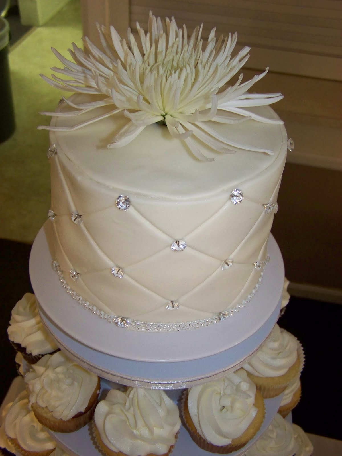 6 Photos of Diamond Anniversary Cakes