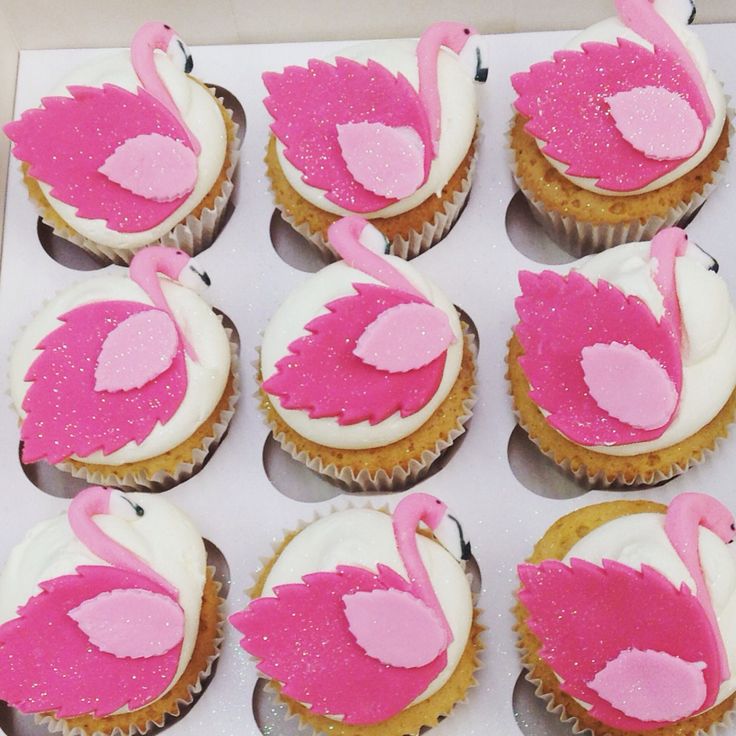 Flamingo Cupcakes