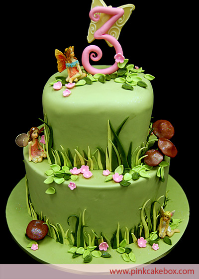 12 Photos of Fairy Tale Birthday Cakes