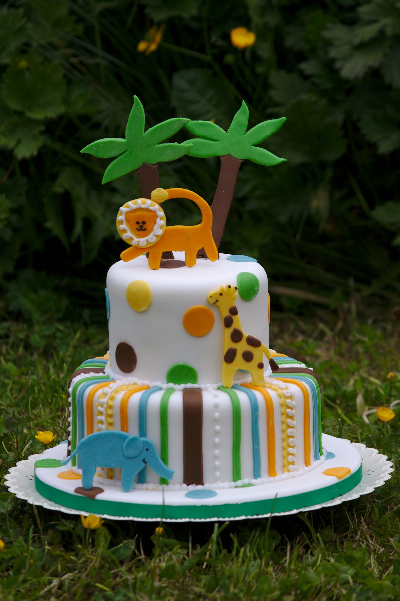 Jungle Animal Birthday Cake