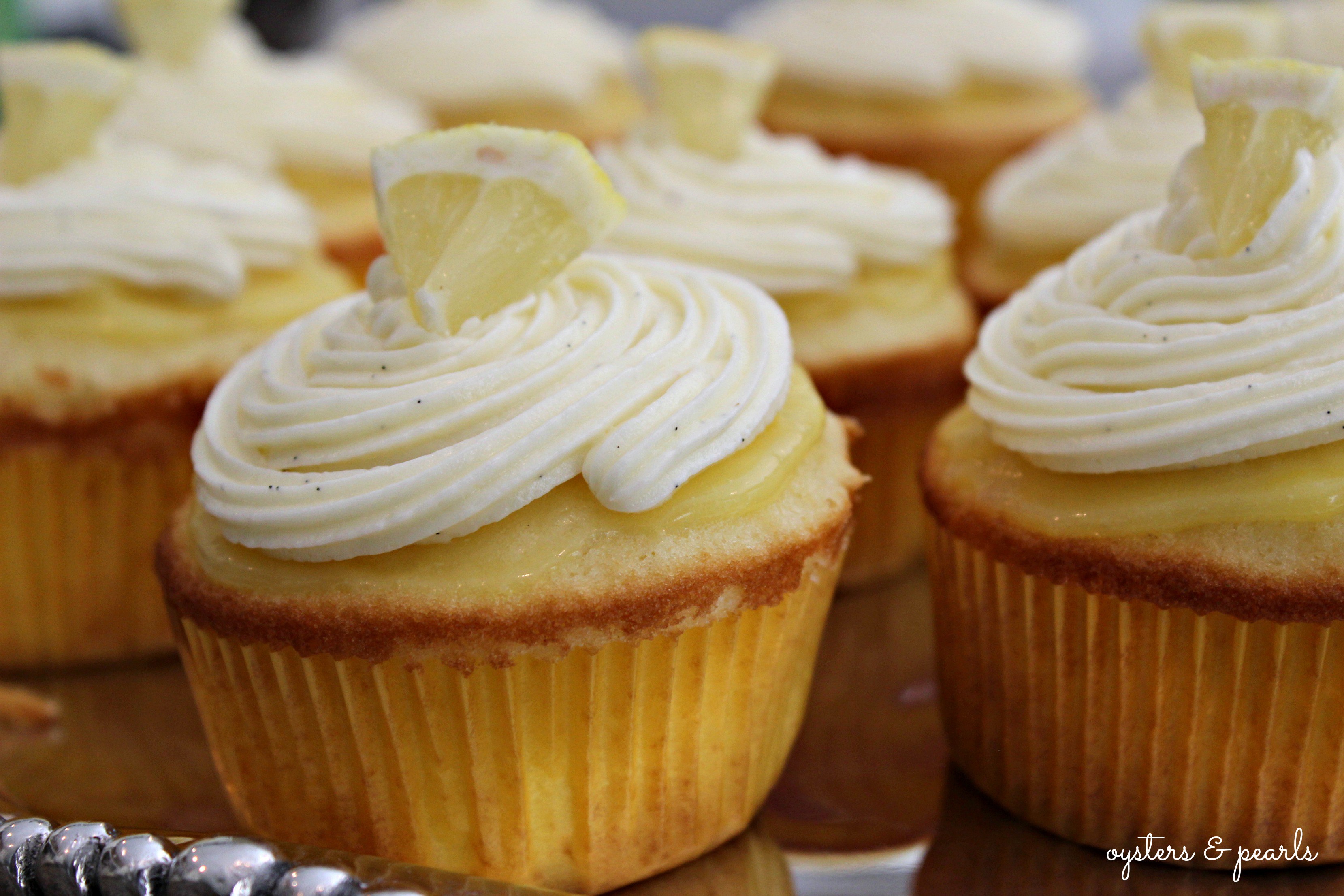 Lemon Cupcakes with Buttercream Frosting