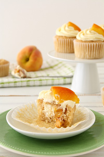 Peaches and Cream Cupcakes