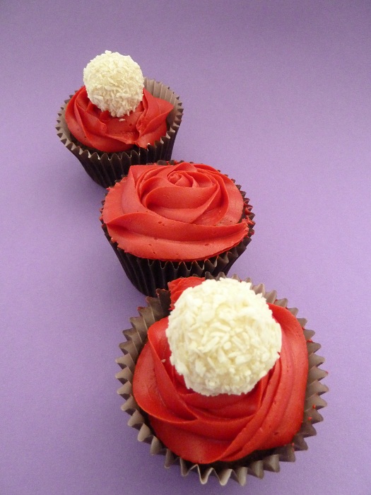 Red Cupcakes with Frosting