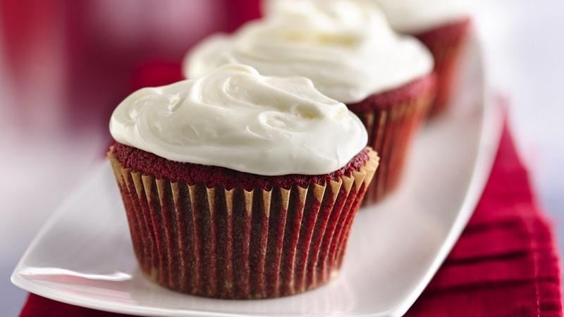 Red Velvet Cupcakes with Buttercream Frosting