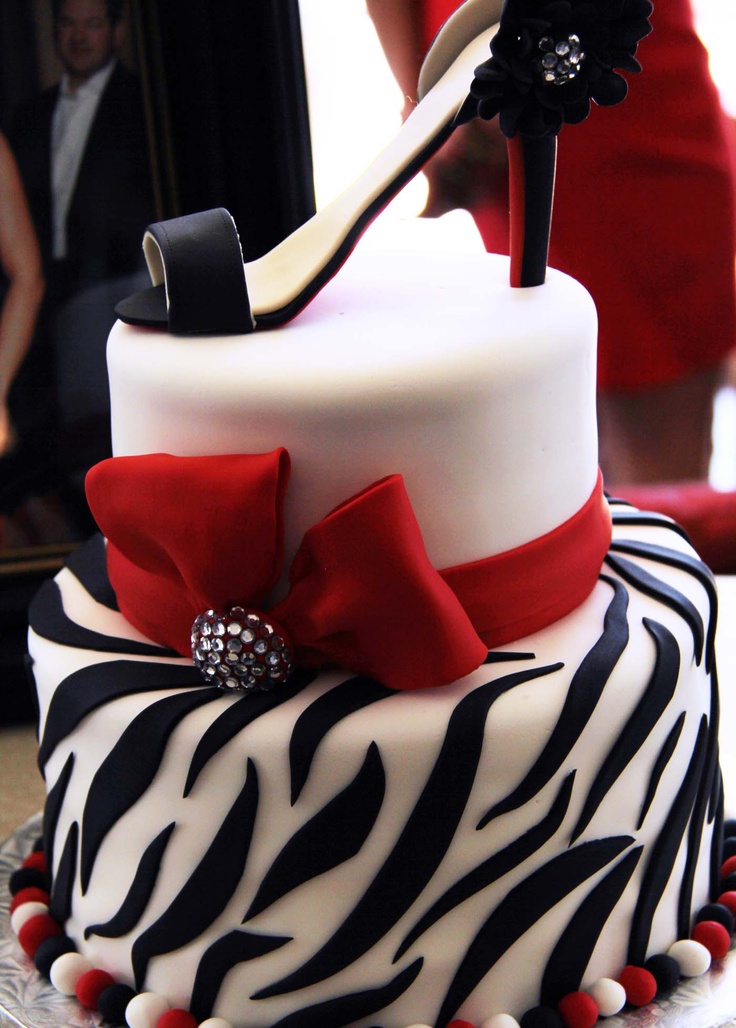 11 Photos of Red Birthday Cakes For Women