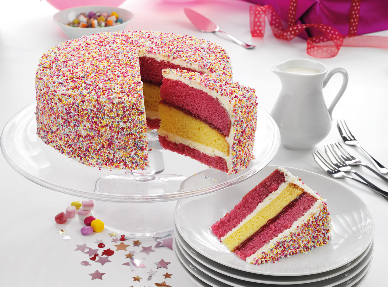 Strawberry Sparkle Cake