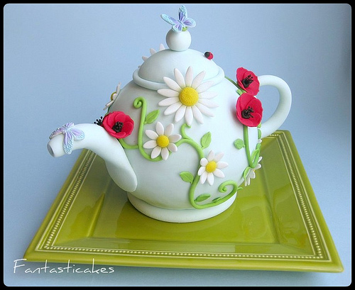 Teapot Cake