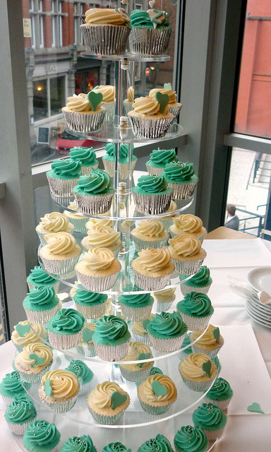 6 Photos of Turquoise And Cream Wedding Cupcakes