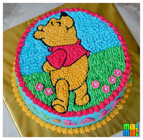 Winnie the Pooh Bear Birthday Cake