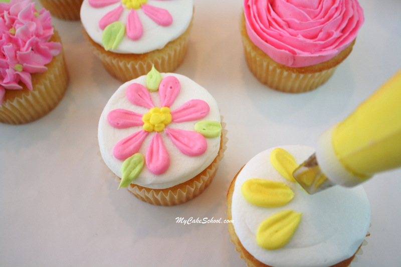 Buttercream Flowers On Cupcakes