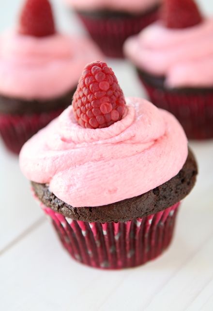 11 Photos of Raspberry Butter Cream Frosting For Cupcakes