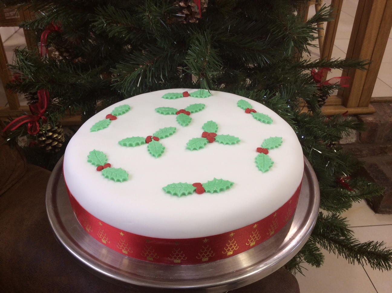 Christmas Decorated Cake