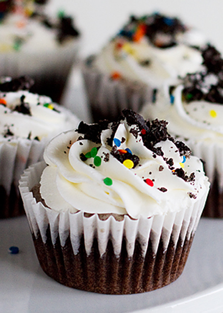 6 Photos of Cupcakes Cookies And Cream Ice Cream