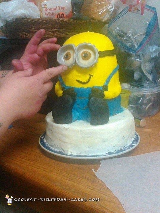 Cool Minion Birthday Cake