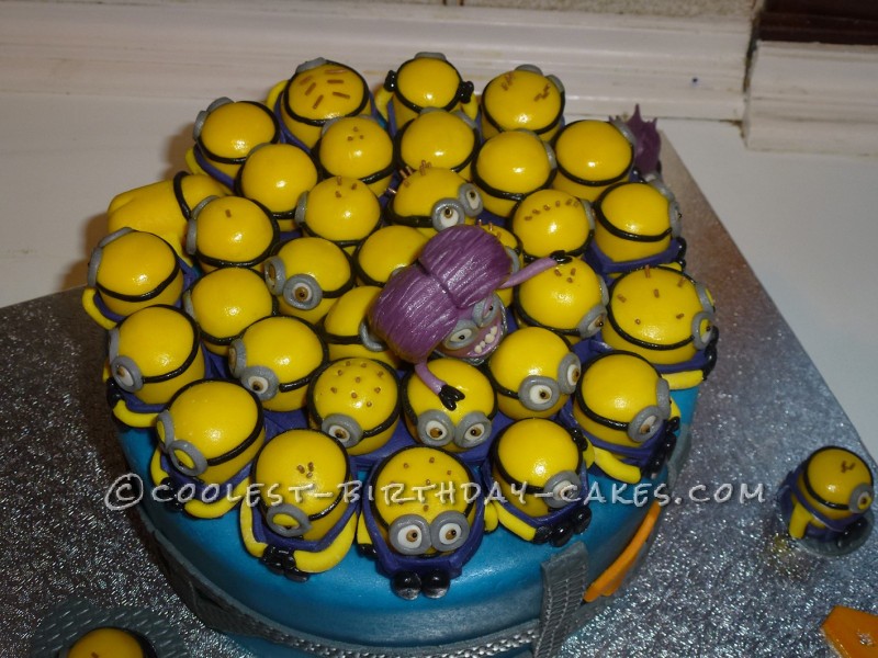 Coolest Birthday Cakes Despicable Me Minion