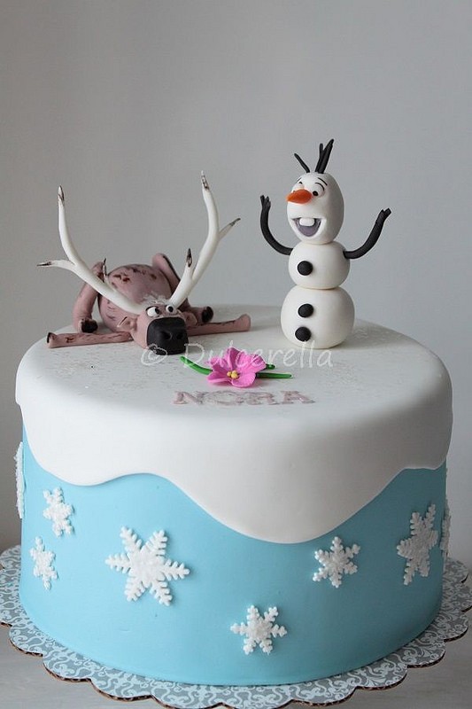 Disney's Frozen Birthday Cake Ideas