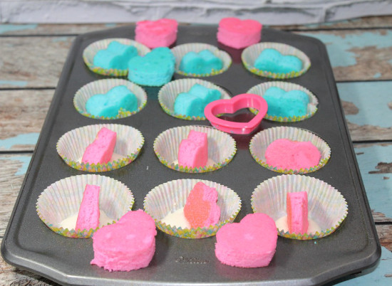 DIY Gender Reveal Cupcakes