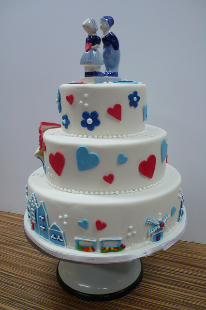 English Wedding Cake