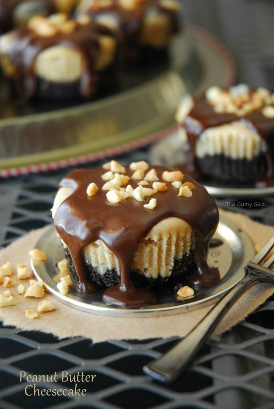 7 Photos of Peanut Chocolate Mini Cheesecakes