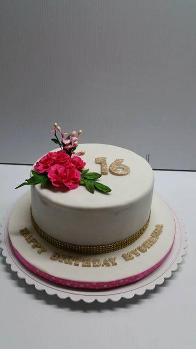 Simple Elegant Birthday Cake