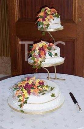 Staggered Wedding Cake Tiers