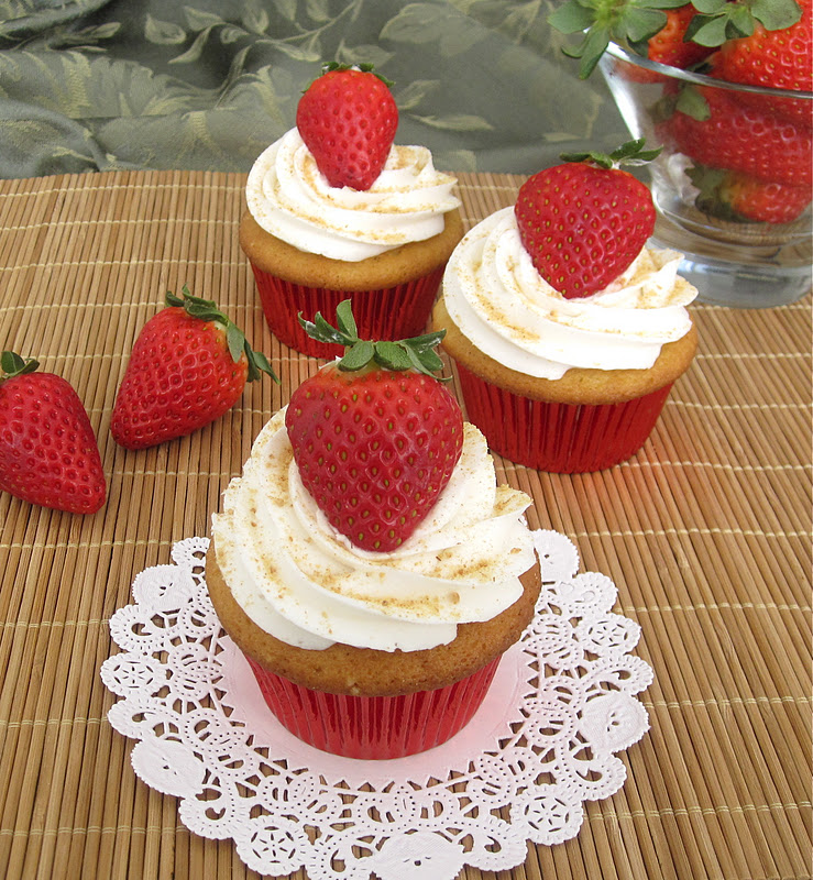 Strawberry Cheesecake Cupcakes