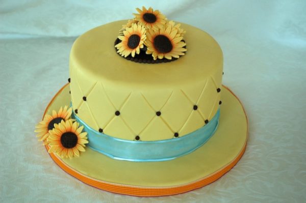 Sunflower Birthday Cake