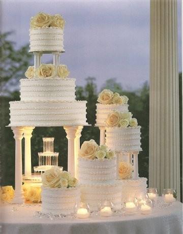 Wedding Cakes with Fountains