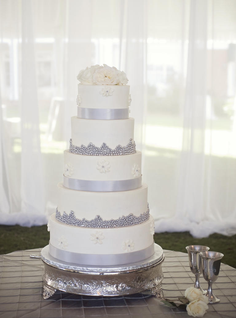 White Buttercream Wedding Cake