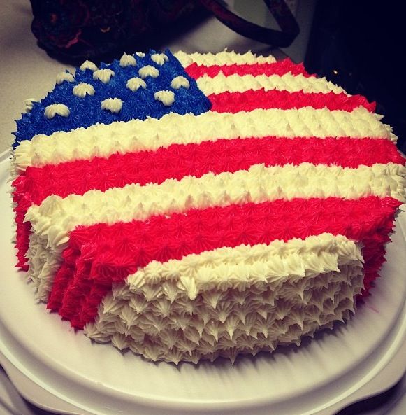 American Flag Cake Decorating