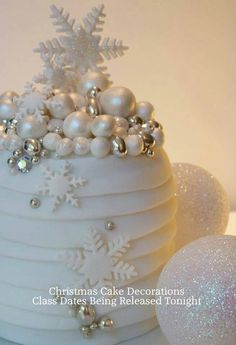 Christmas Contemporary Cake