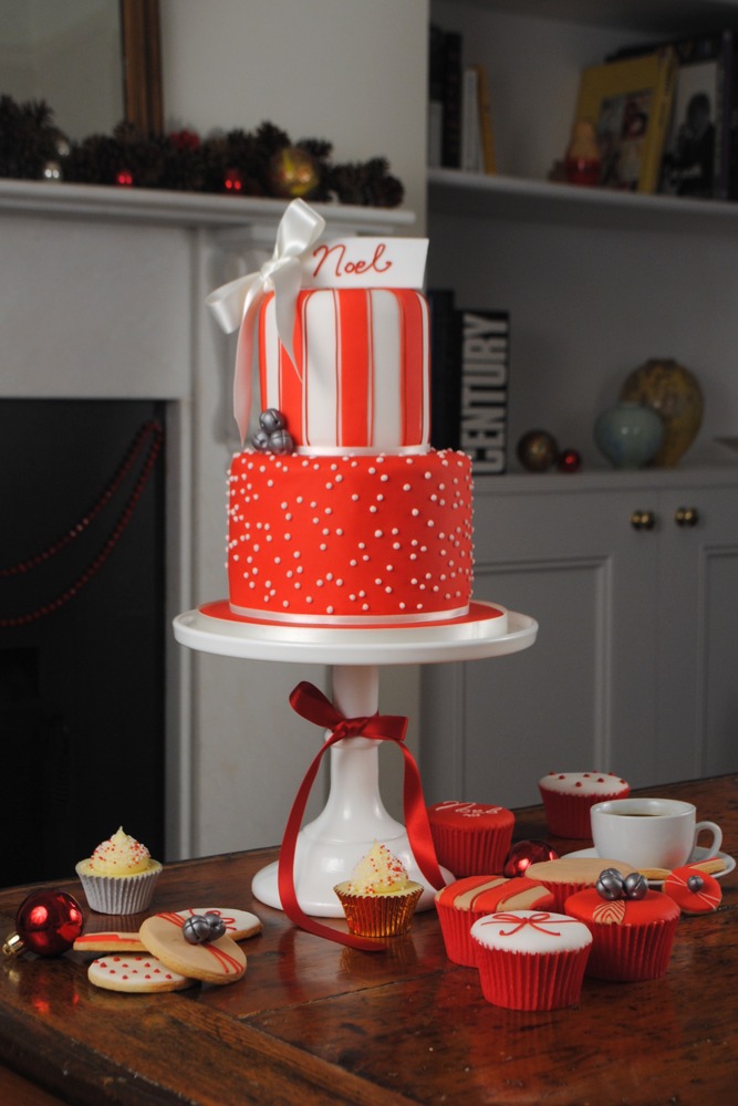 Christmas Contemporary Cake