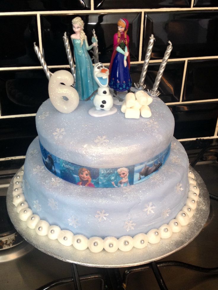 Disney Frozen Birthday Cake