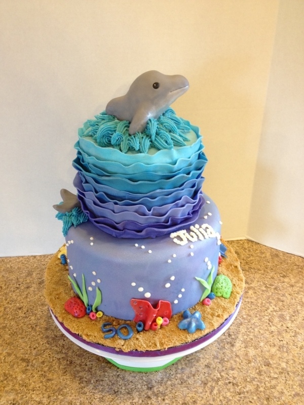 6 Photos of Dolphin Designed Birthday Cakes