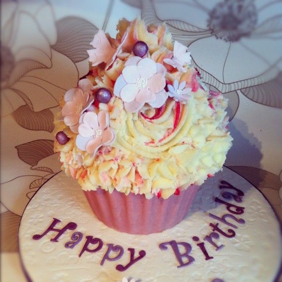 Giant Cupcake Birthday Cake