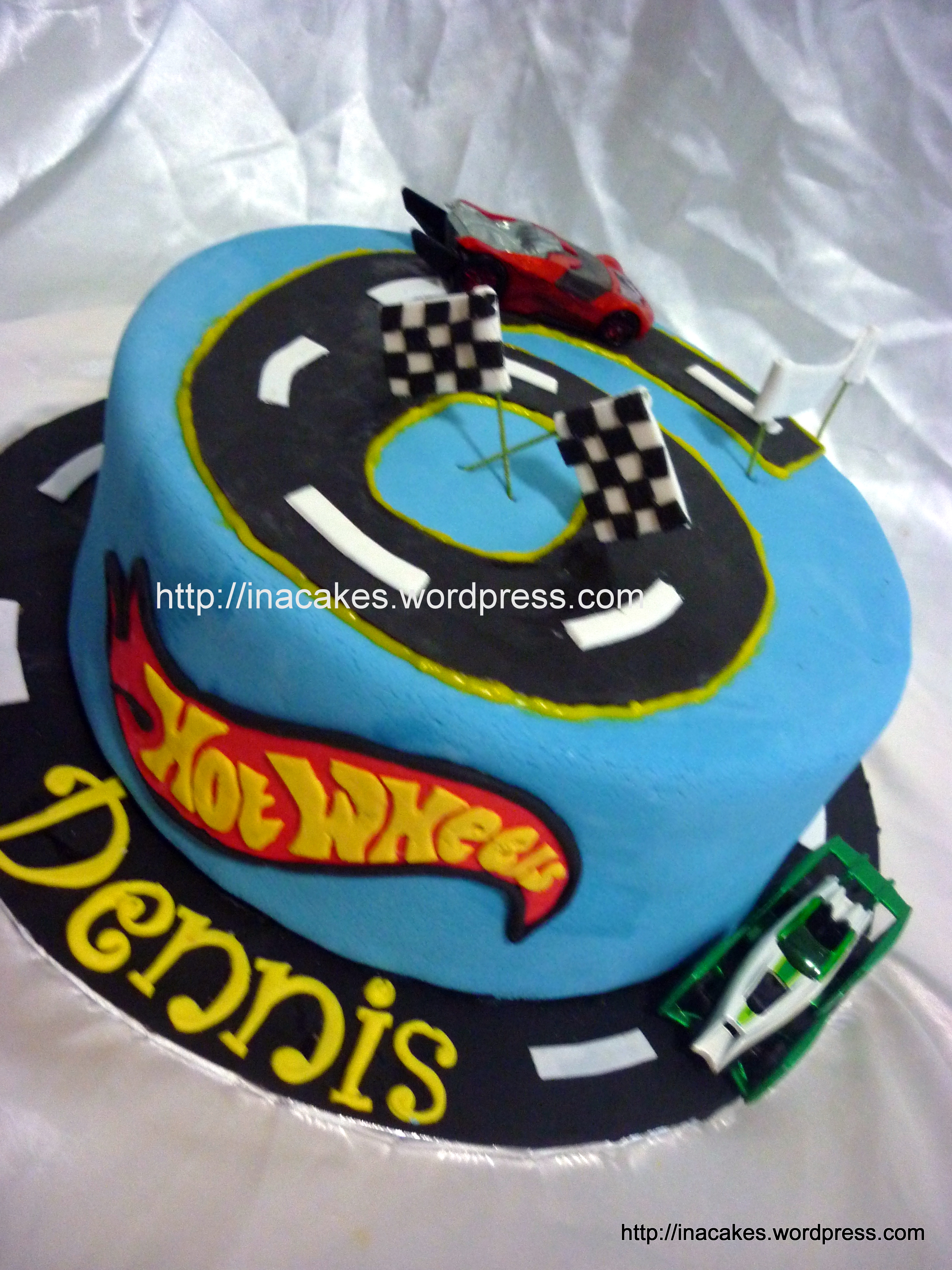 Hot Wheels Cake