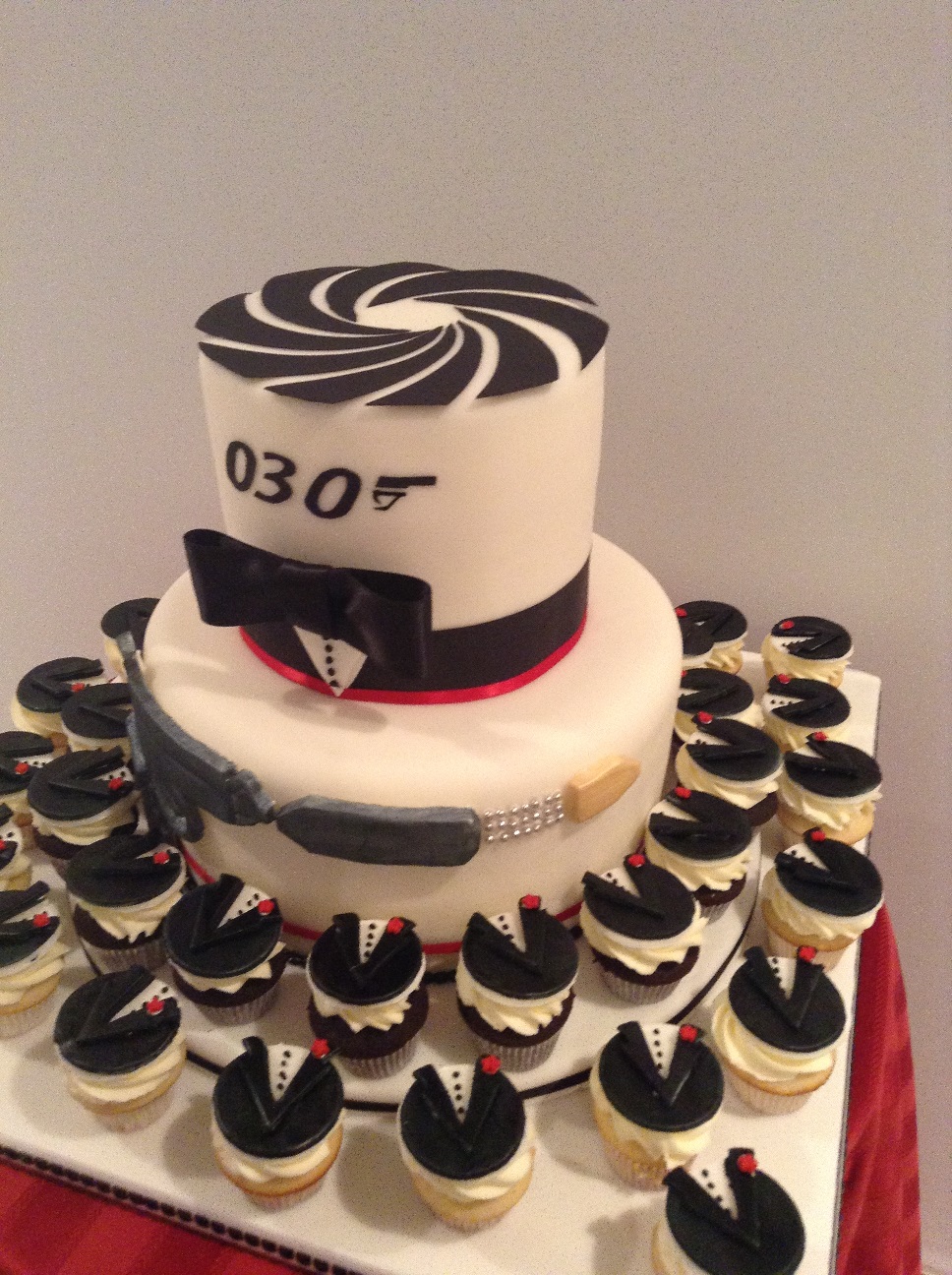 James Bond Cake