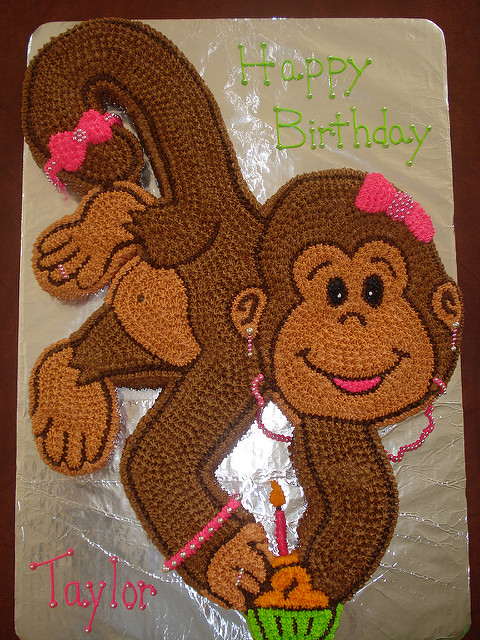 Monkey Cupcake Cake