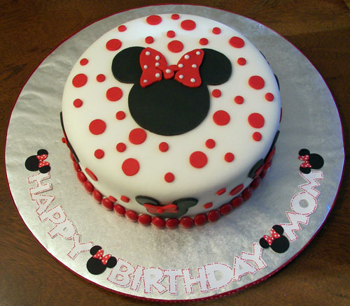 Simple Minnie Mouse Cake