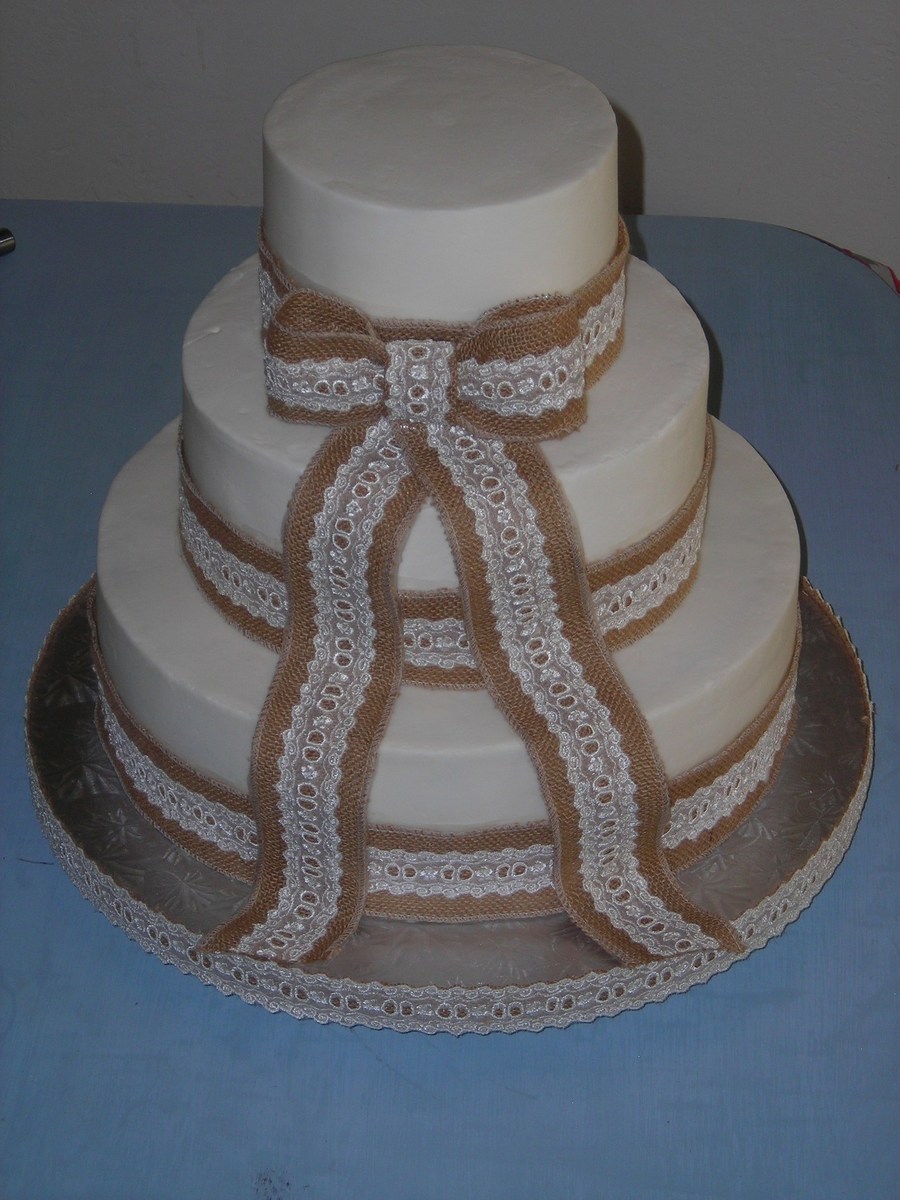 10 Photos of Buttercream Wedding Cakes With Burlap Ribbon