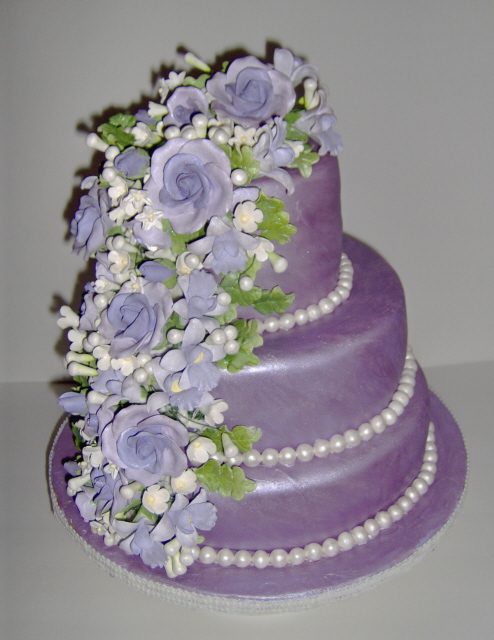 Wedding Cake with Lilac Purple