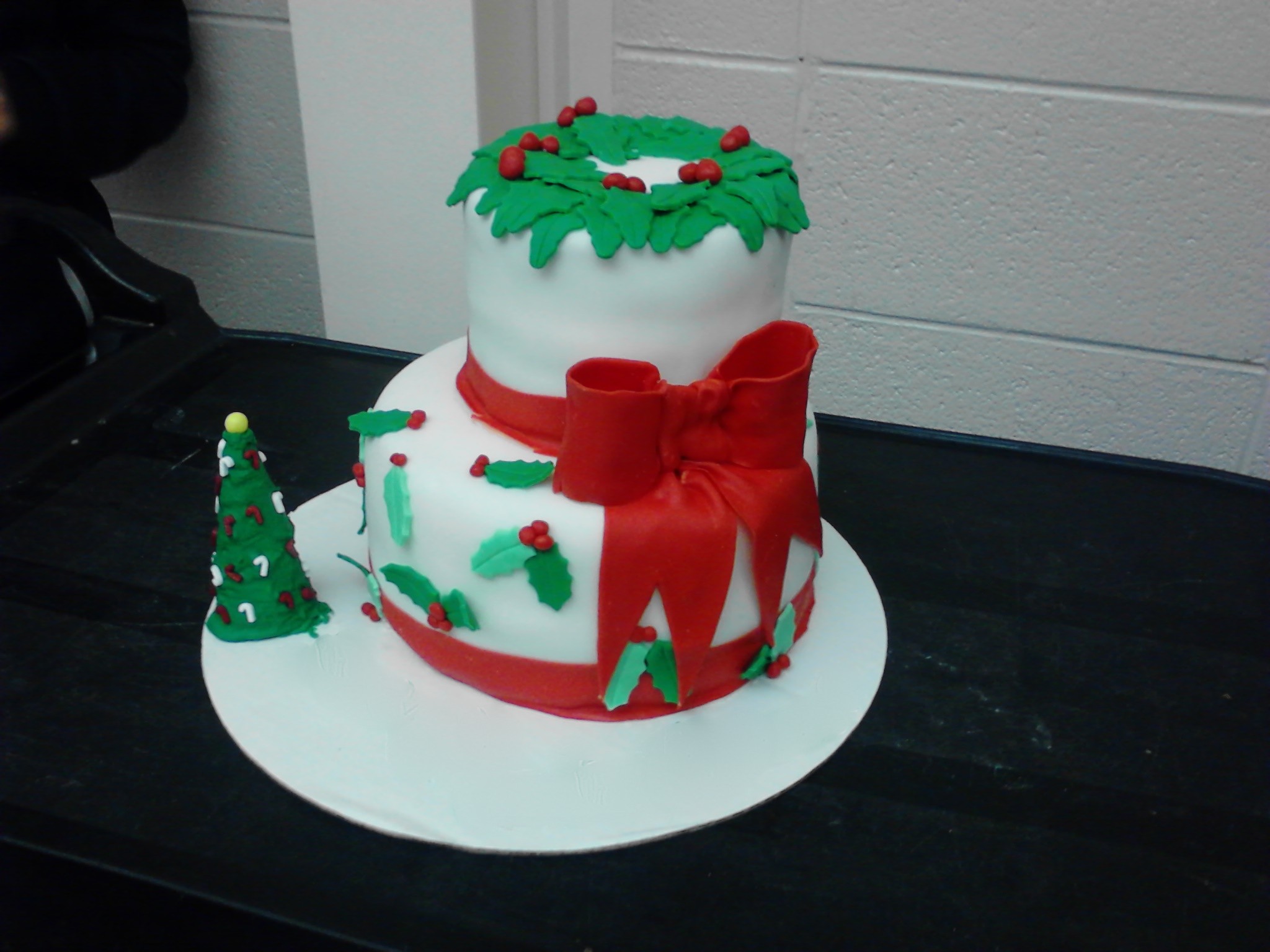 2 Tier Christmas Cake