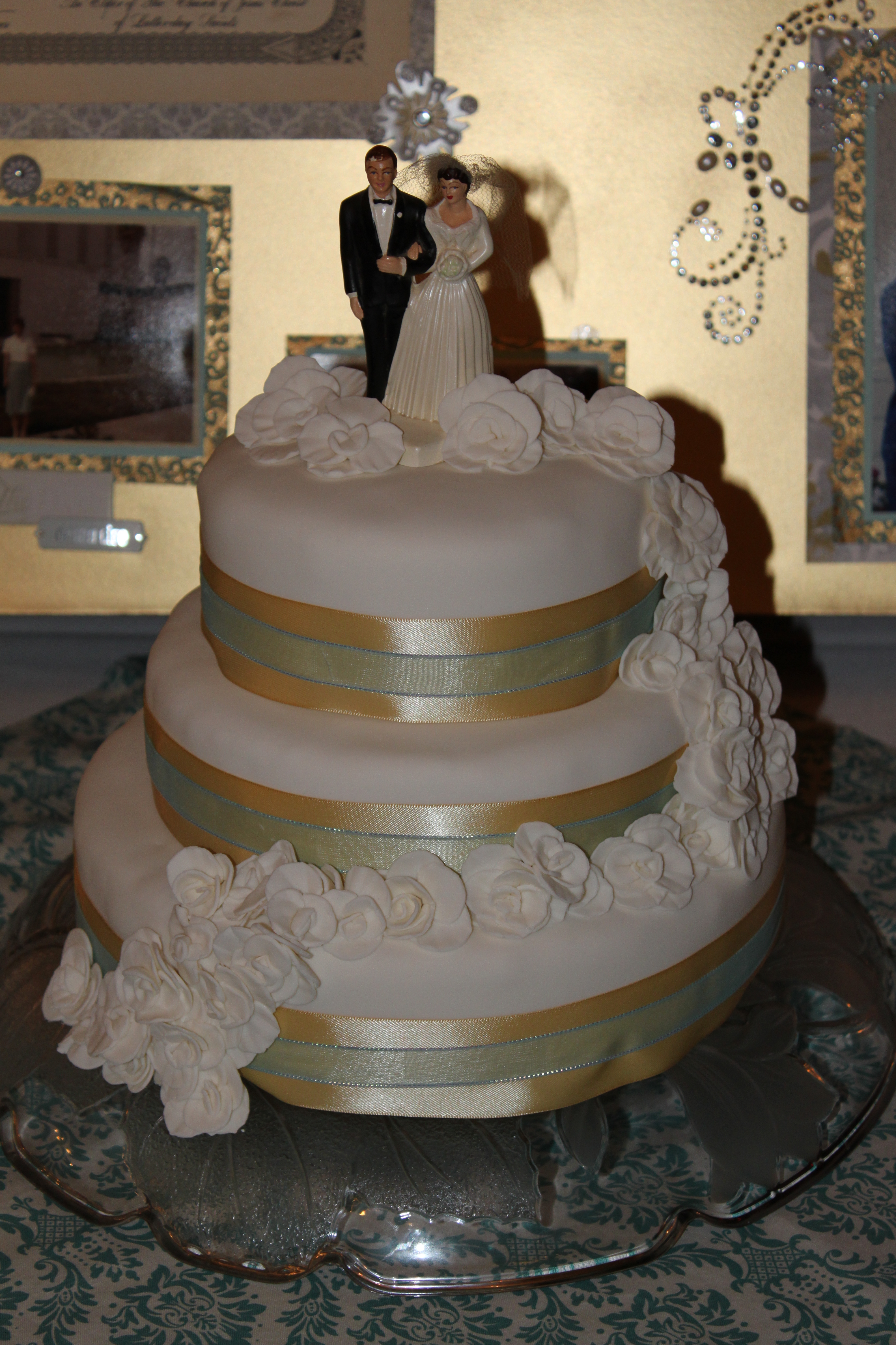 50th Wedding Anniversary Cake