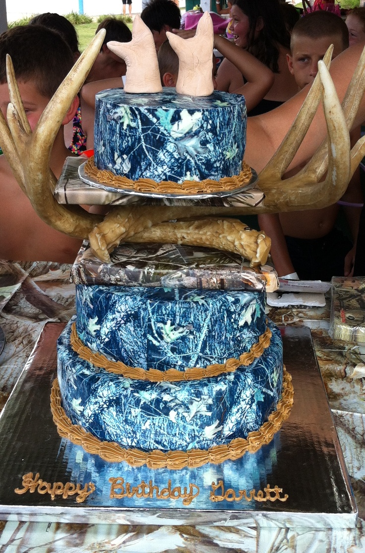 Almost Blue Camo Cake